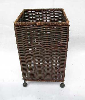 Lampu-Segi-4-Rotan-(M)